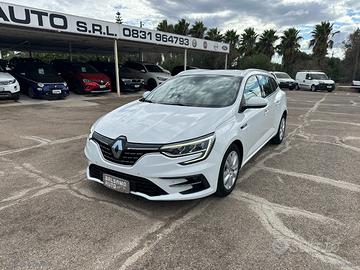 RENAULT Mégane Blue dCi 115 CV EDC Business