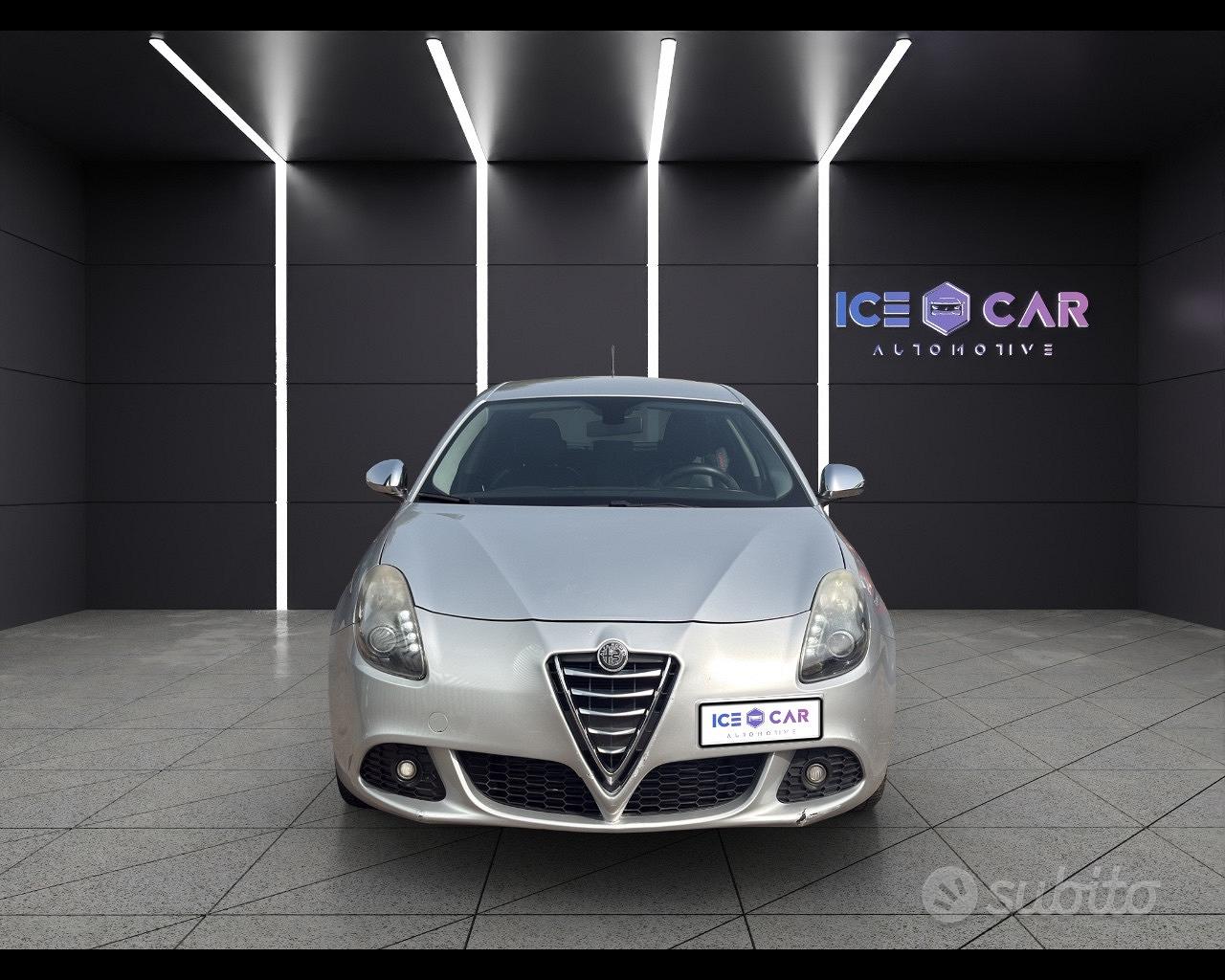Alfa Romeo Giulietta 2011 photo 2