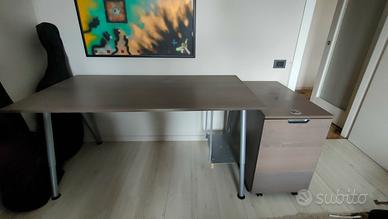 Scrivania ikea