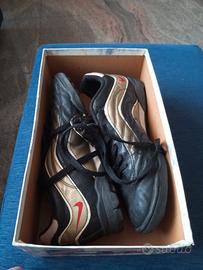 Nike scarpe calcetto 