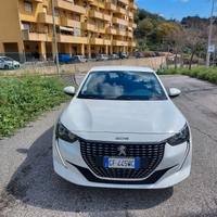 Peugeot 208 PureTech