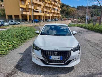 Peugeot 208 PureTech