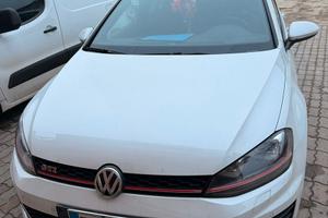GOLF GTI BIANCA