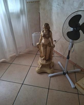 Statua