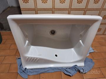 lavatoio in ceramica 