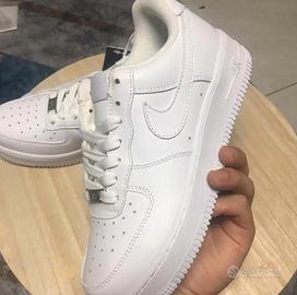 Nike Air Force 1 Bianche Taglia 37.5 Nuove