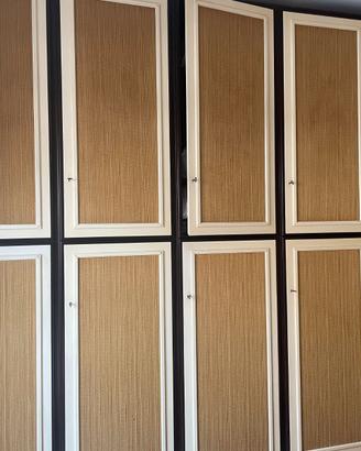 armadio in legno massiccio – Stile vintage