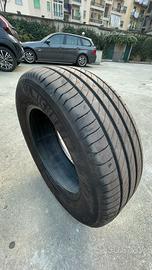 Treno 4 gomme Michelin 215/60 R16 95H - Seminuove