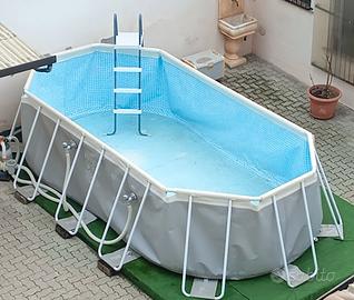 Piscina ovale fuori terra Intex
