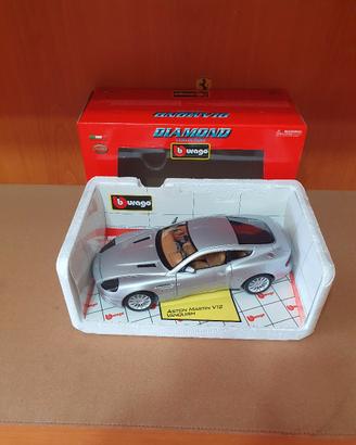 Aston Martin V12 Vanquish Bburago scala da 1/18