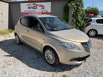 Lancia Ypsilon 1.2 69 CV 5 porte Gold