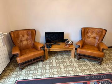 Poltrone con telaio In legno pregiato