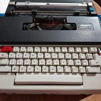 Macchina da scrivere  Olivetti