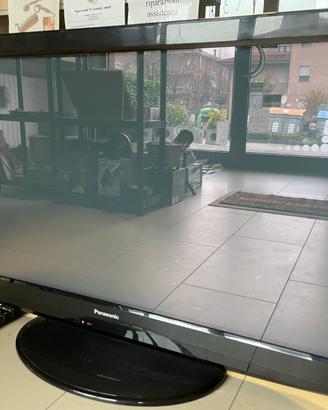 Televisore Panasonic 42"