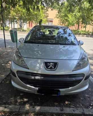 Peugeot 207 1.4 8V 75CV 5p. ONE Line