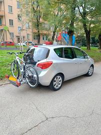 Opel Meriva 2^ Serie con portabici integrato