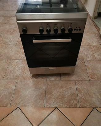 CUCINA  CON FORNO VENTILATO 