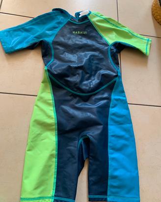 tuta da piscina 8 anni
