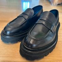 Mocassino nero rialzato