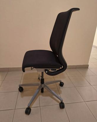 Sedia da ufficio ergonomica Steelcase Think v1