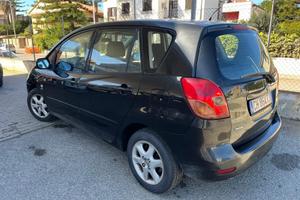 TOYOTA COROLLA VERSO 2003 benzina 1.6 16v