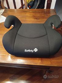 seggiolino  per trasportare in auto bambino