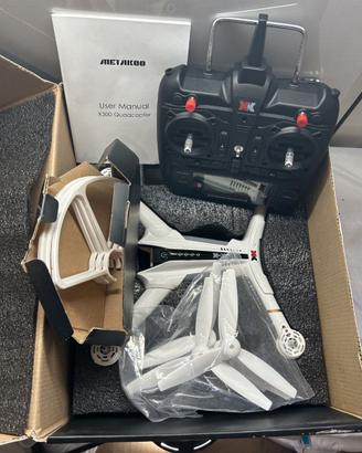 XK X300 Quadcopter 6 Axis 2.4GHz con Radio X8 Senz