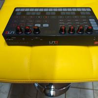 sintetizzatore UNO Synth IK MULTIMEDIALE 