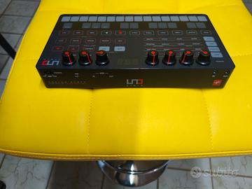 sintetizzatore UNO Synth IK MULTIMEDIALE 