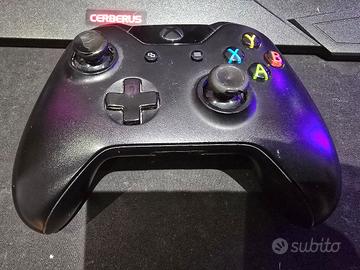 controlloer Xbox One. leggere descrizione