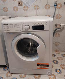 Lavatrice 8 kg Indesit EWE 81284 W IT