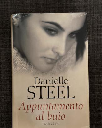 “Appuntamento al buio” di Danielle Steel