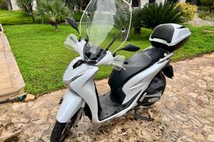 HONDA SH 150 anno 2021 - 30.000 km