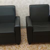 2 POLTRONE 30€