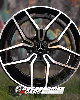 Set cerchi dedica AMG da 19 per Mercedes classe C