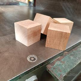 cubetti di legno