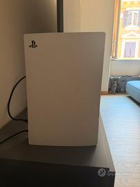 PS5 standard con lettore disco + 2 Joypad + gioco