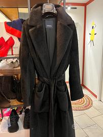 Cappotto nero Max Mara in alpaca teddy