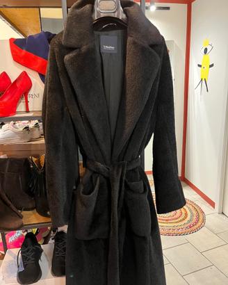 Cappotto nero Max Mara in alpaca teddy