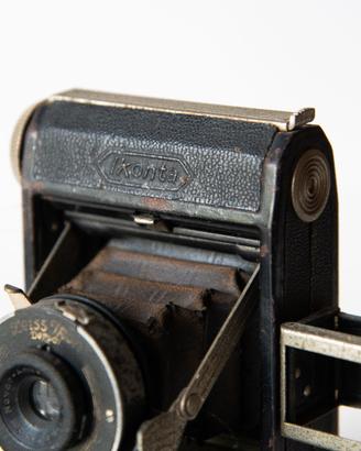 Apparecchio fotografico d'epoca