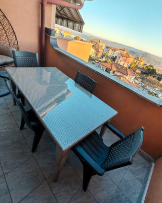 Tavolo da 6 da giardino con top in vetro +4 sedie