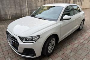 A1 Sportback 30 1.0  Admired s-tronic Neopatentati