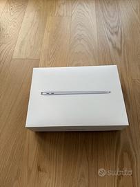 MacBook Air (Apple Silicon M1, 13 pollici, 2020)
