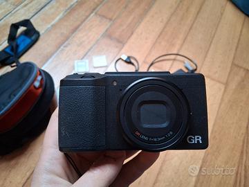 macchina fotografica Ricoh gr2