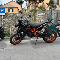 KTM 690 SuperMoto