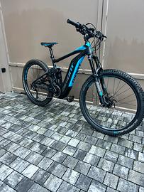 Bicicletta elettrica Giant