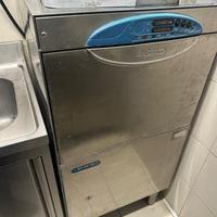 Attrezzature da lavoro per la ristorazione