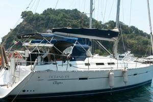 Oceanis 373 anno 2005 con 3 cab 1 wc No charter