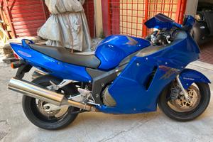 Honda cbr 1000 xx super blackbird restaurata