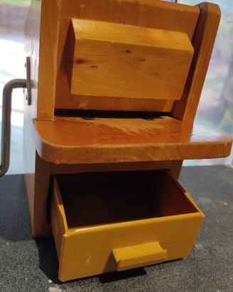 grattugia in legno 